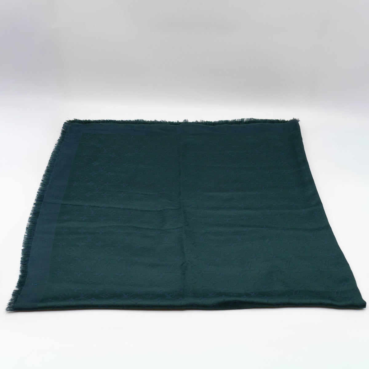 Monogram Shine Shawl Green