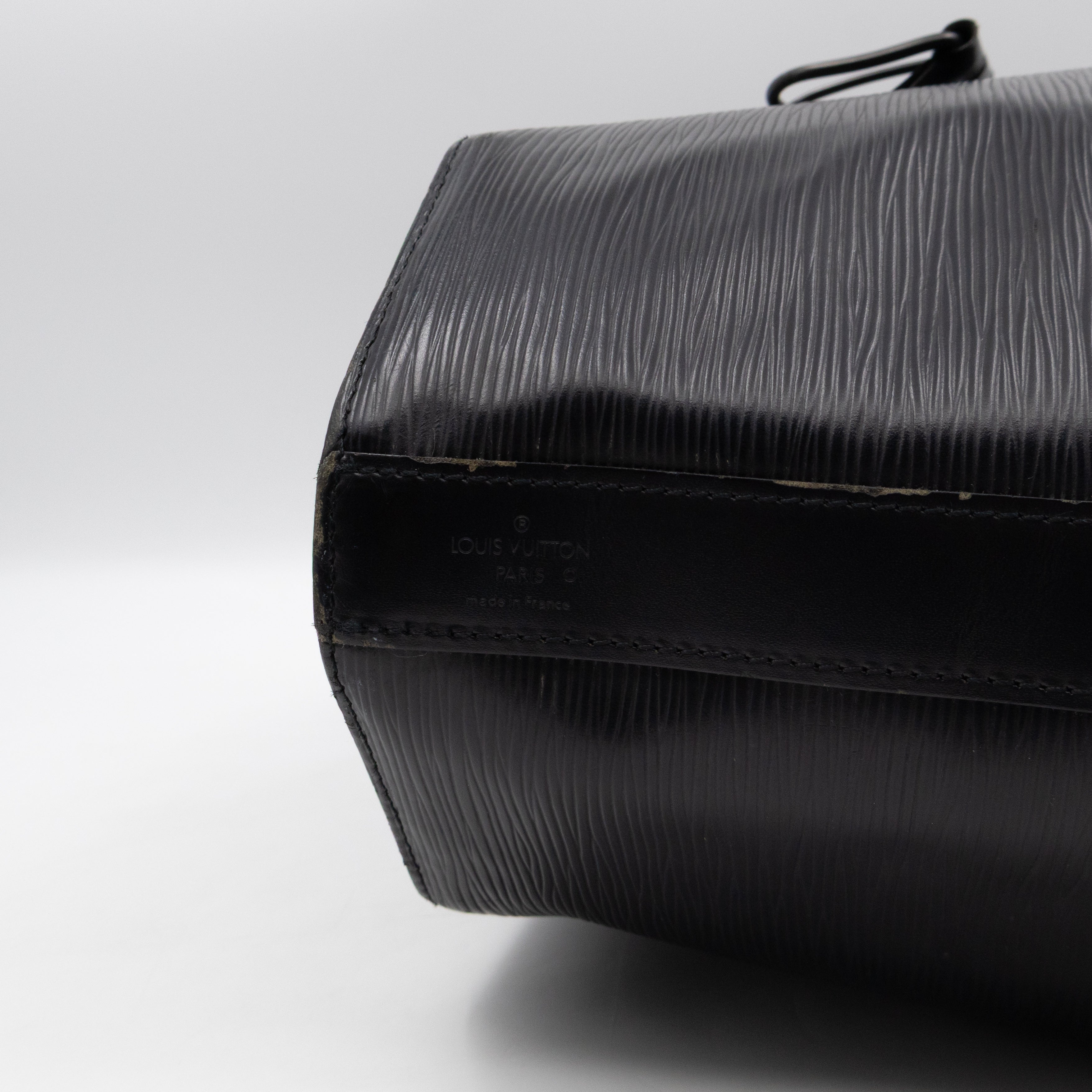 Sac A Dos Black Epi Leather