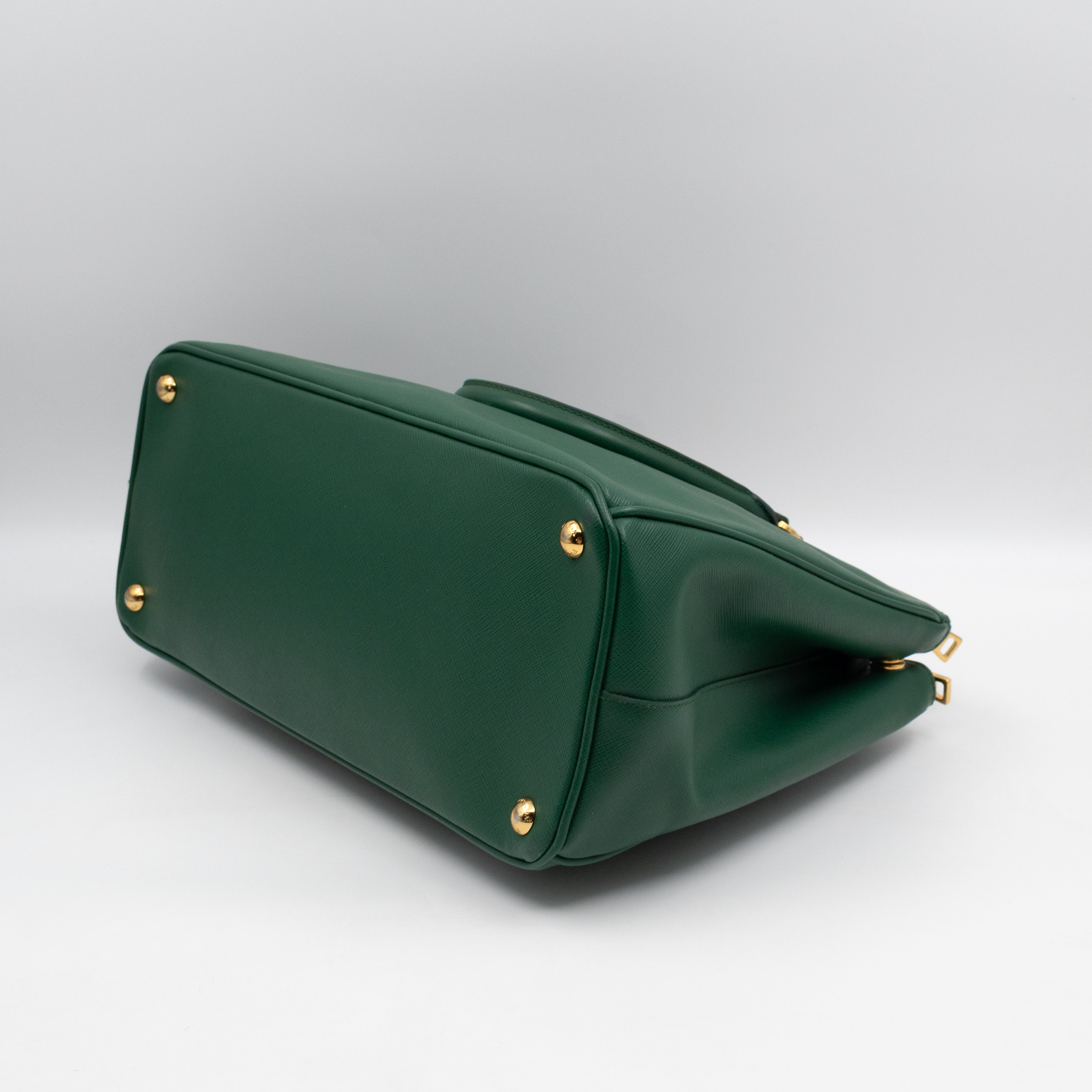 Galleria Large Double Zip Biliardo Green Saffiano Leather