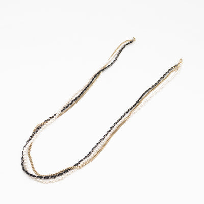 Round Sunglasses With Pearl Triple Chain