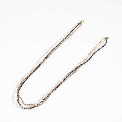 Round Sunglasses With Pearl Triple Chain
