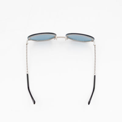 Round Sunglasses with Double Chain