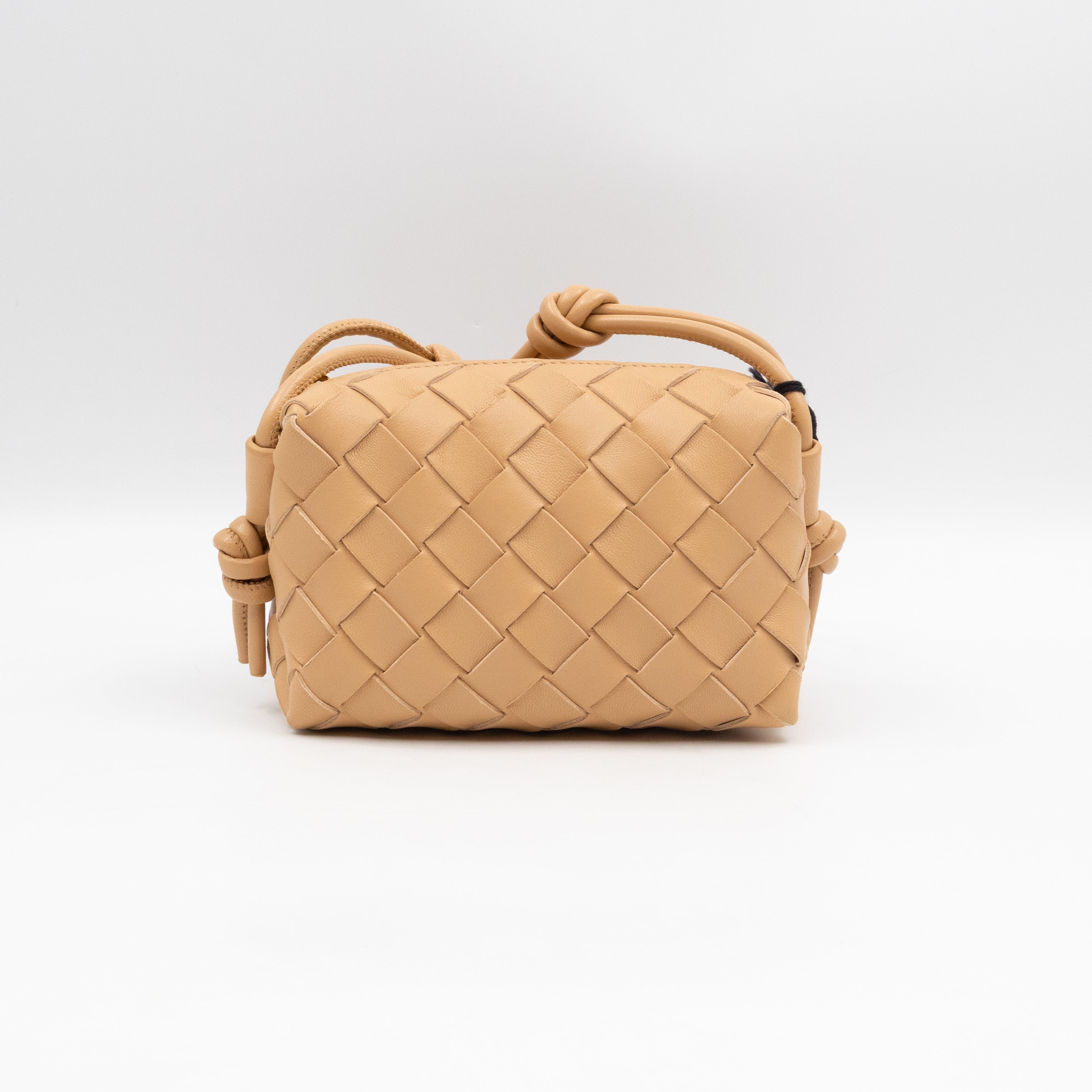 Candy Loop Bag Almond Intrecciato Leather