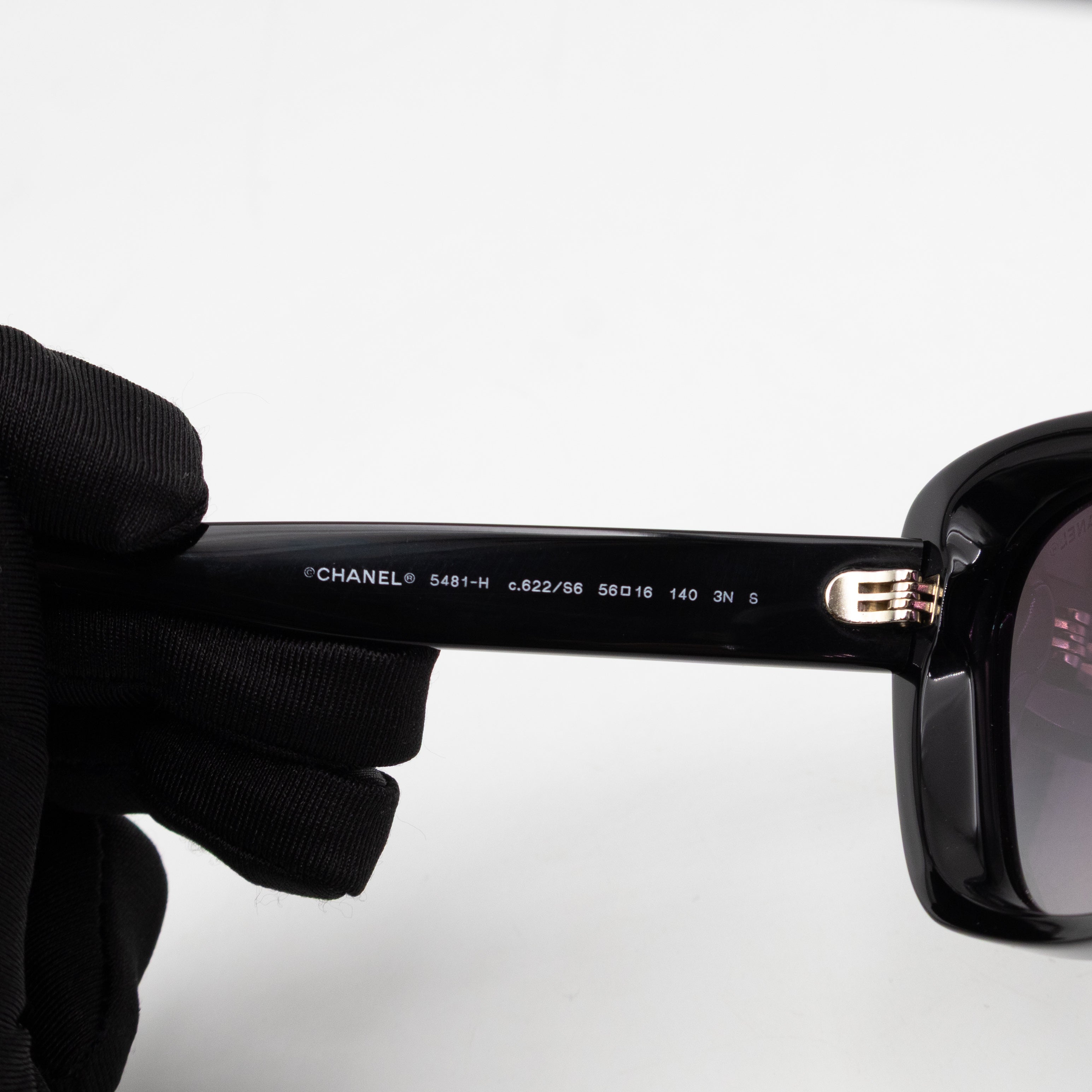 Cat Eye Sunglasses with Pearls Black