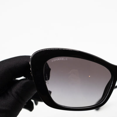 Cat Eye Sunglasses with Pearls Black