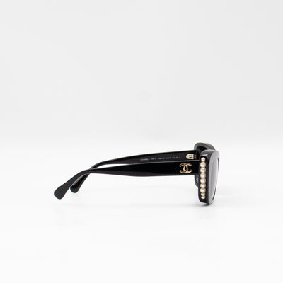 Cat Eye Sunglasses with Pearls Black