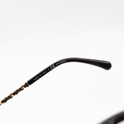 Square Sunglasses With Chanel Chain