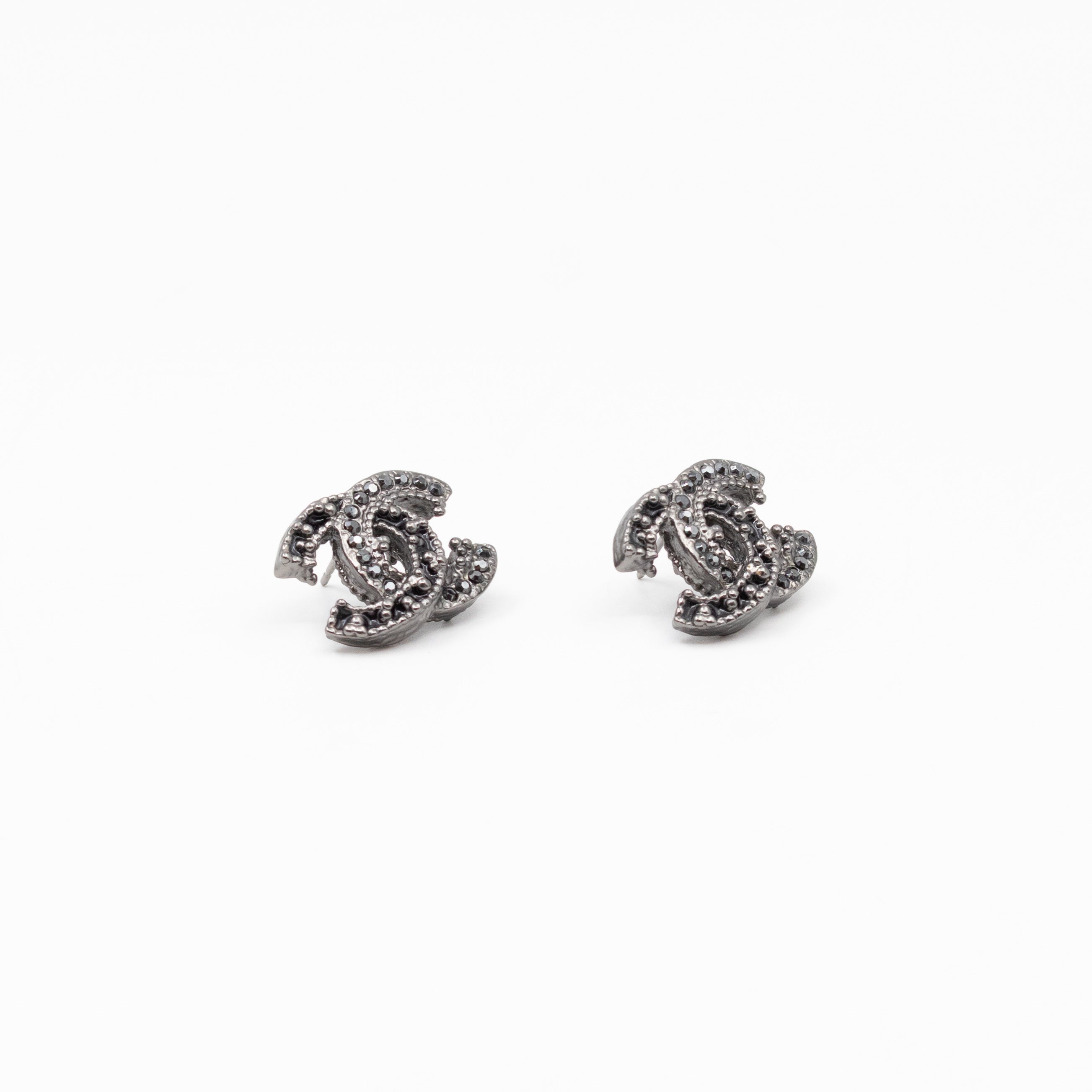 CC Crystal Earrings Black & Ruthenium