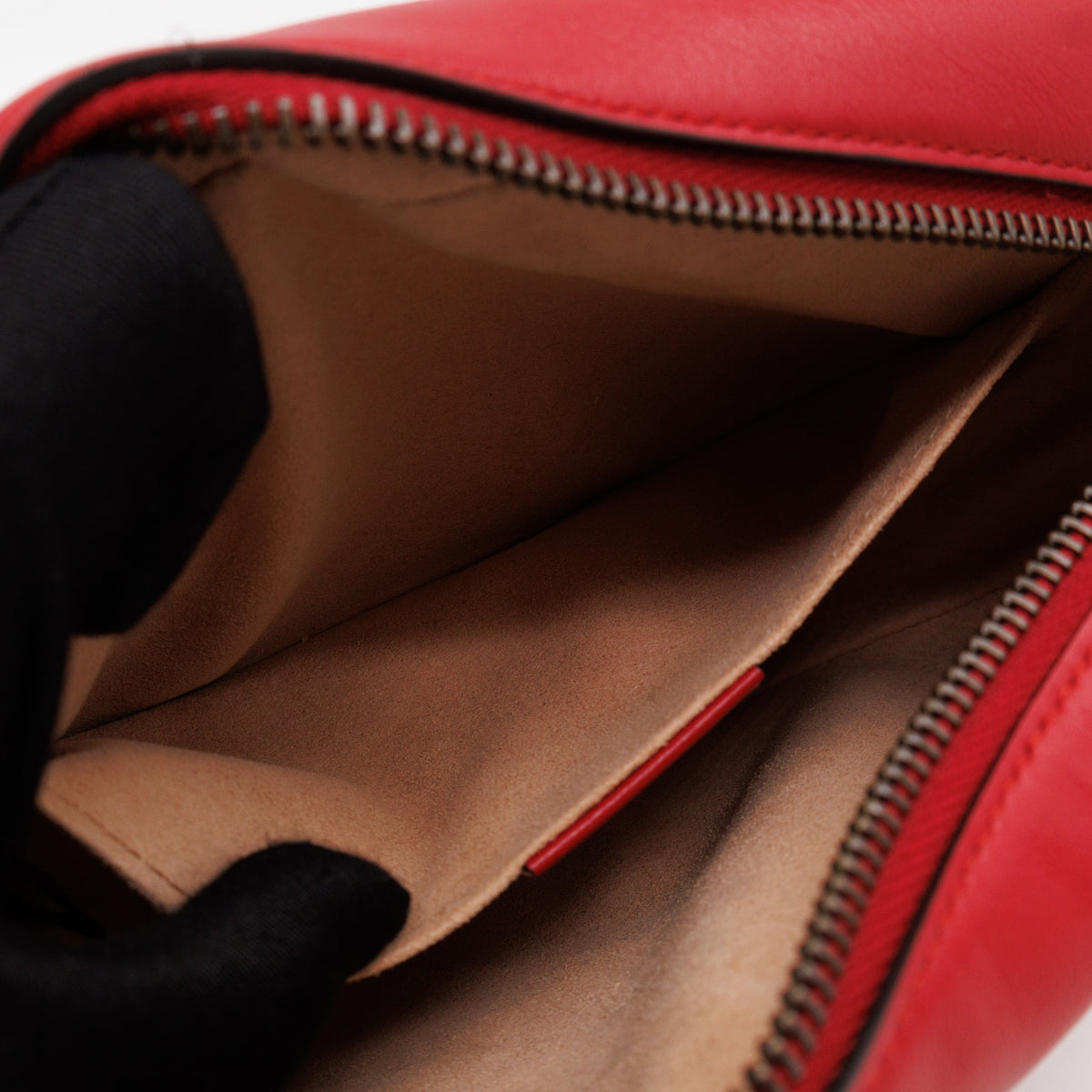GG Marmont Matelassé Mini Red Leather