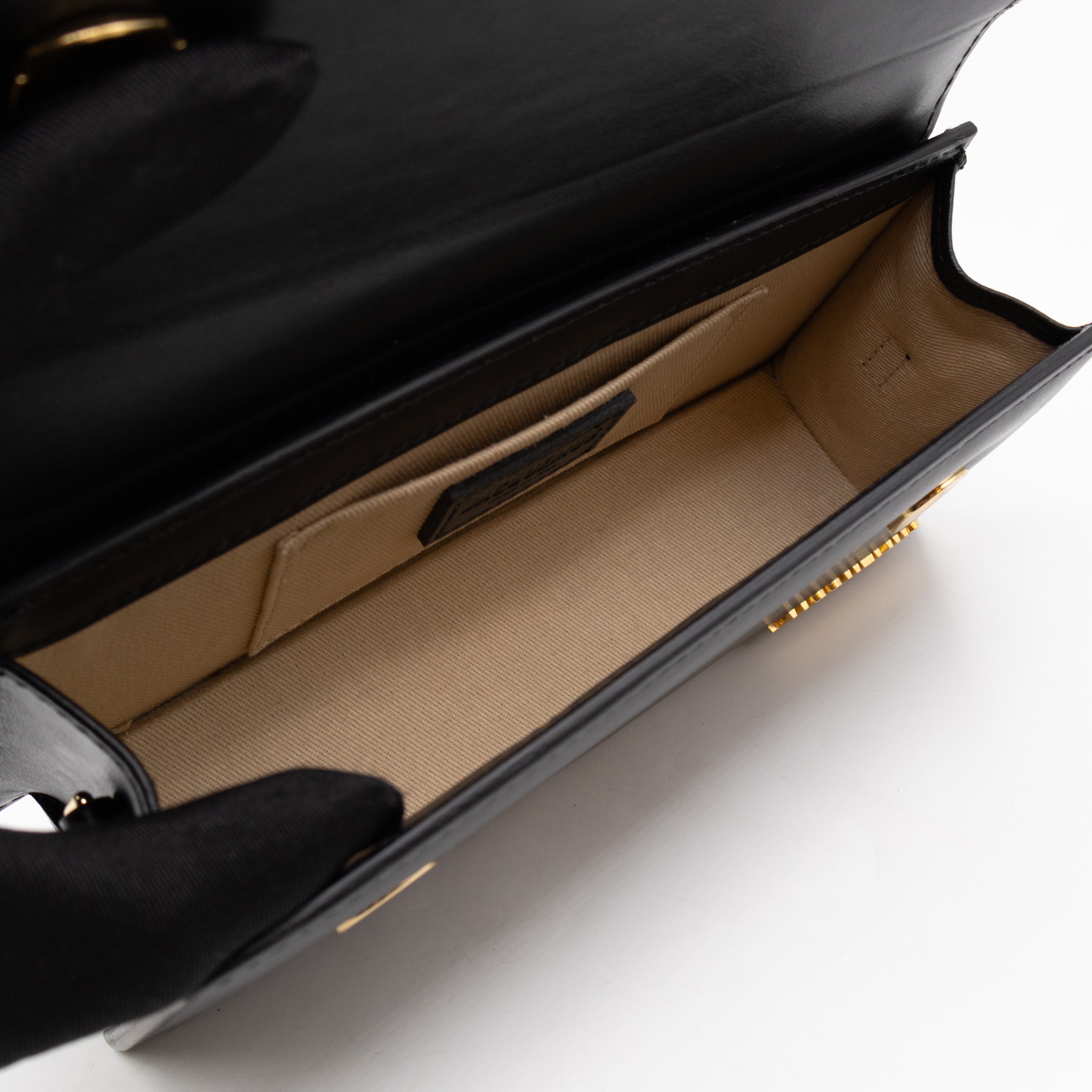 Le Chiquito Long Black Leather