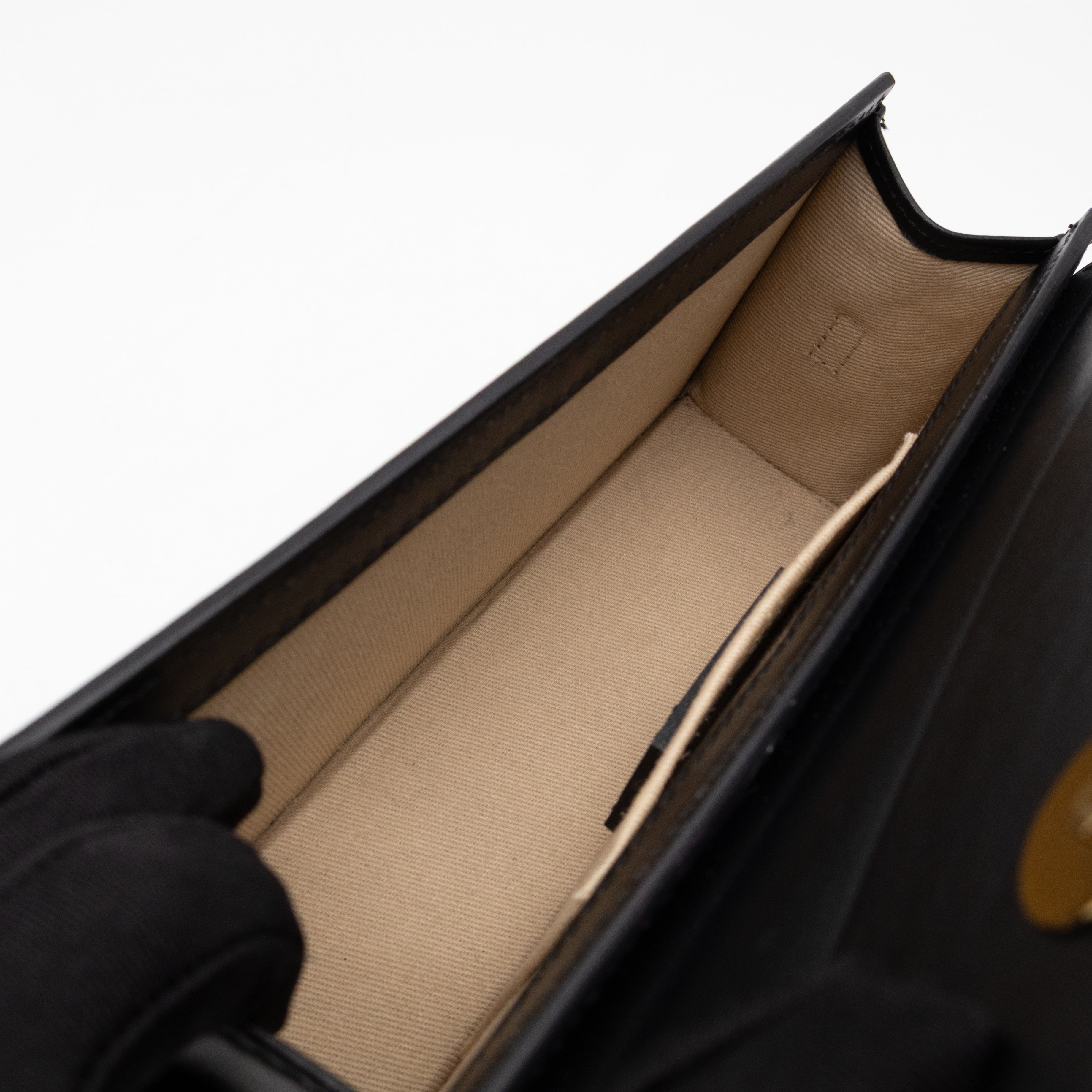 Le Chiquito Long Black Leather
