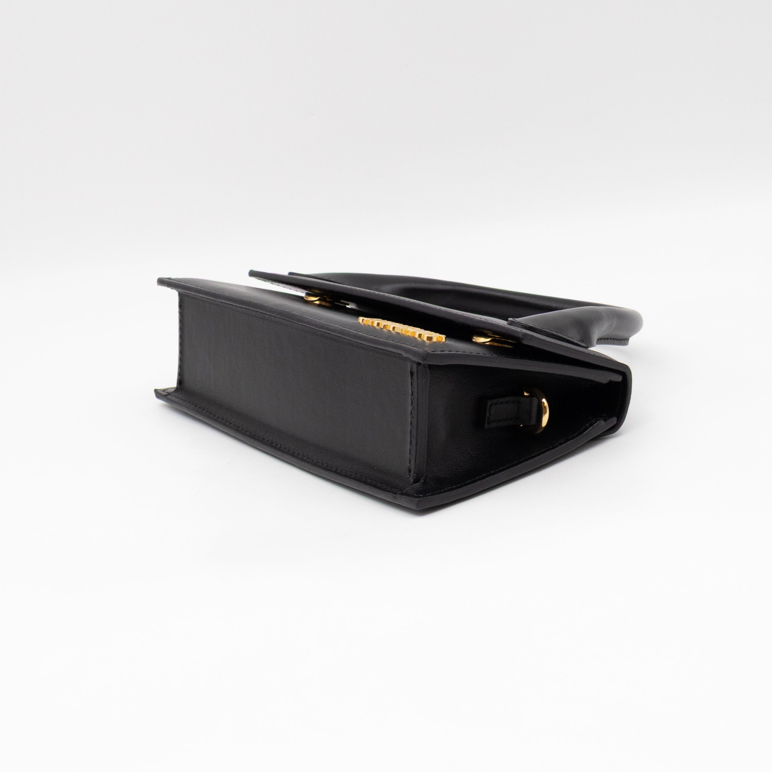 Le Chiquito Long Black Leather