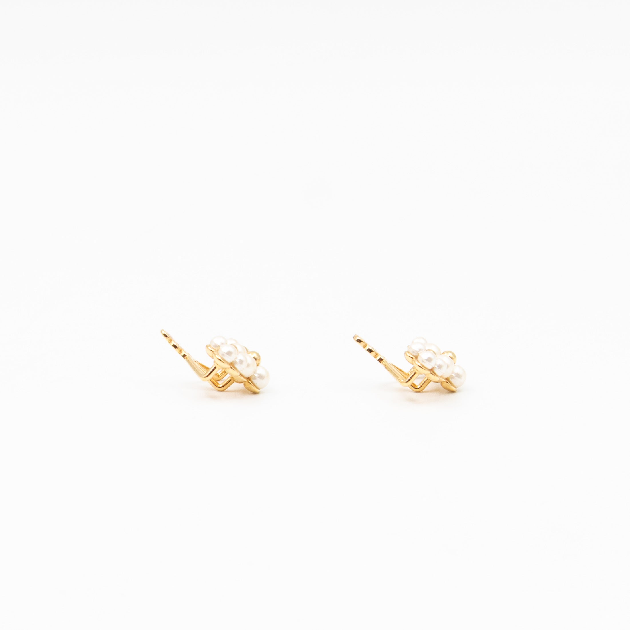 Floragram Earrings Resin Beads White & Gold