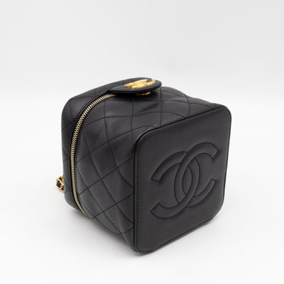 CC Chain Vanity Case Small Black Leather