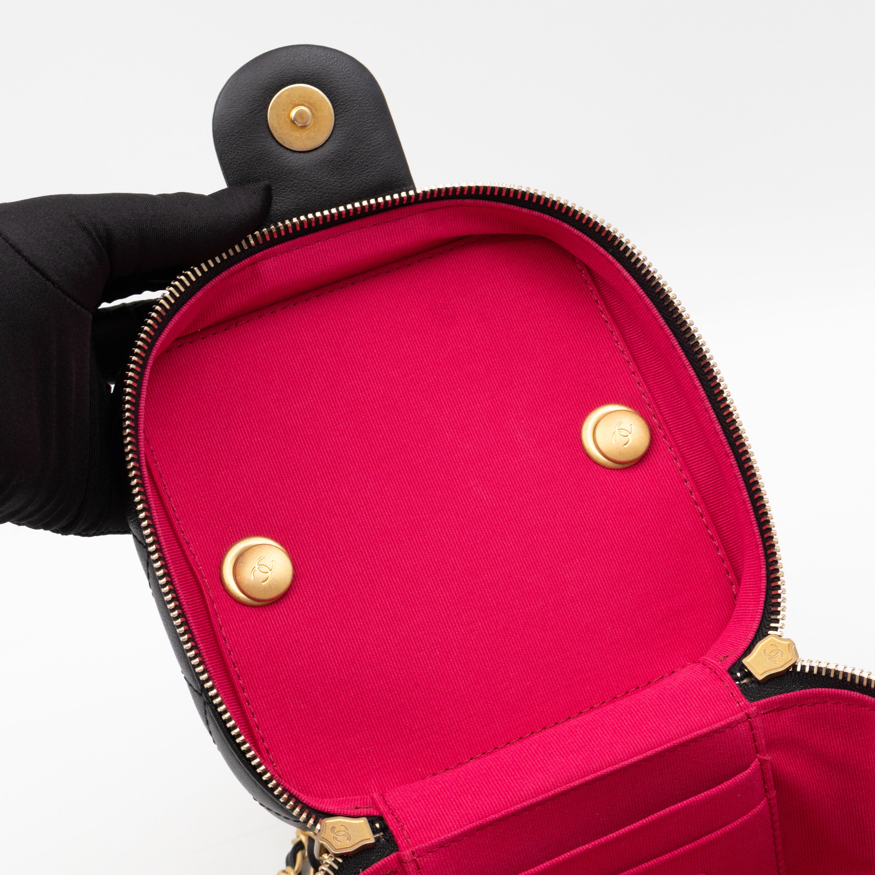 CC Chain Vanity Case Small Black Leather