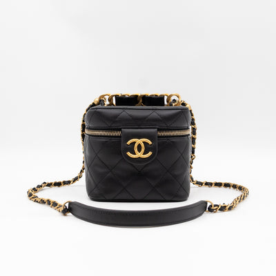 CC Chain Vanity Case Small Black Leather