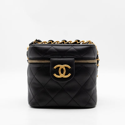 CC Chain Vanity Case Small Black Leather