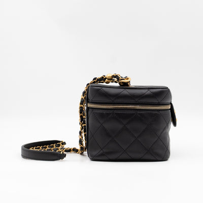 CC Chain Vanity Case Small Black Leather