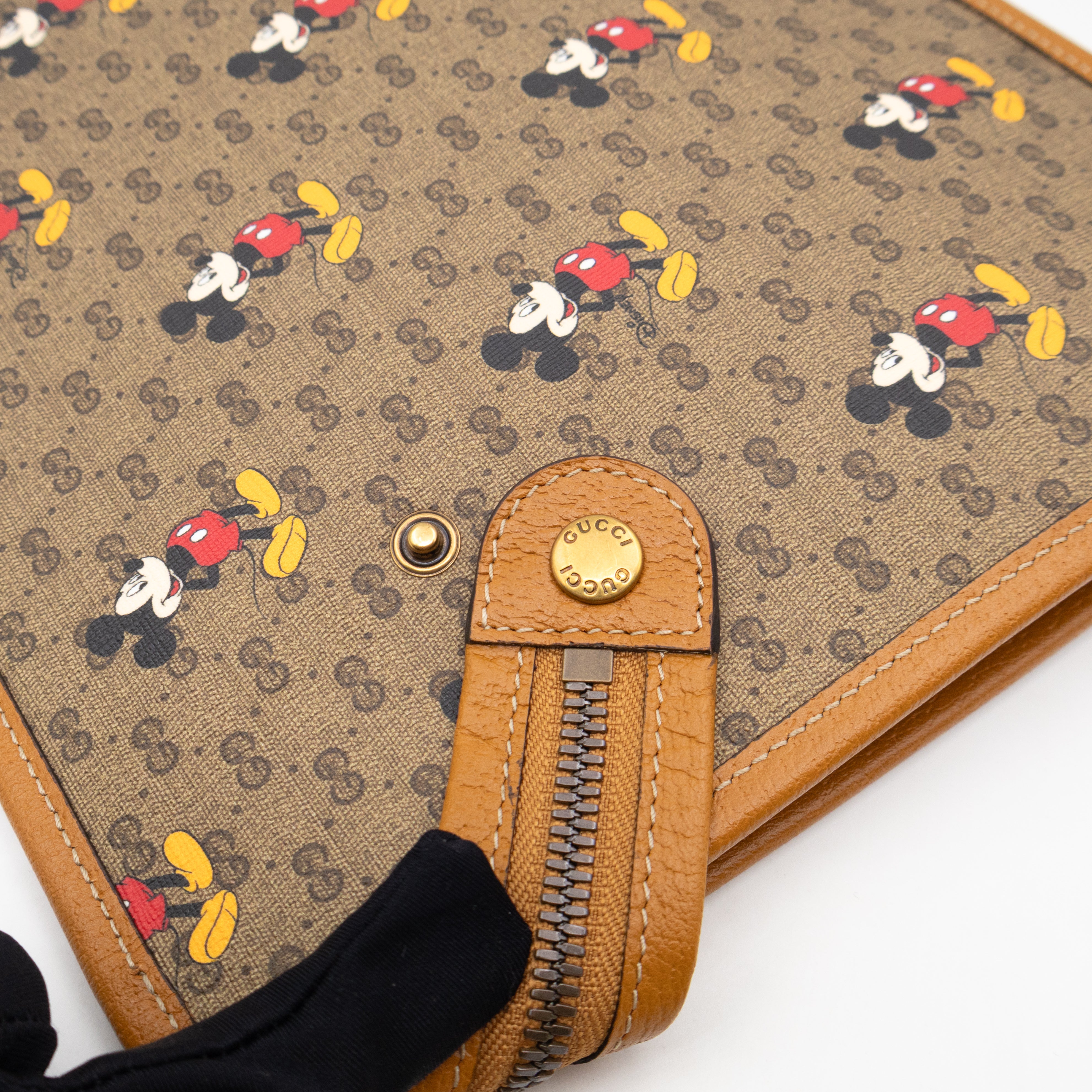 Gucci x Disney Clutch Brown GG Supreme Mickey Mouse
