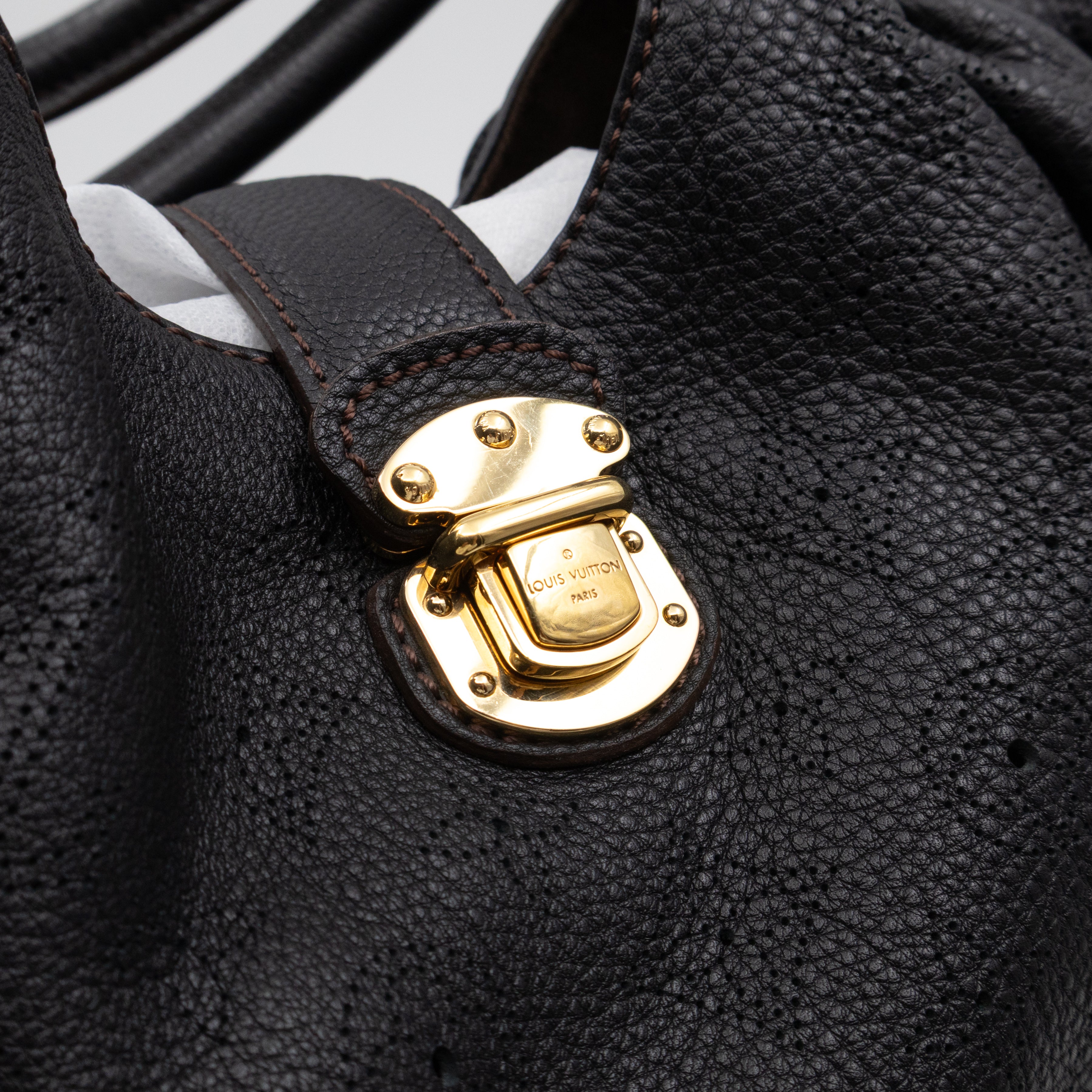 Mahina L Black Leather