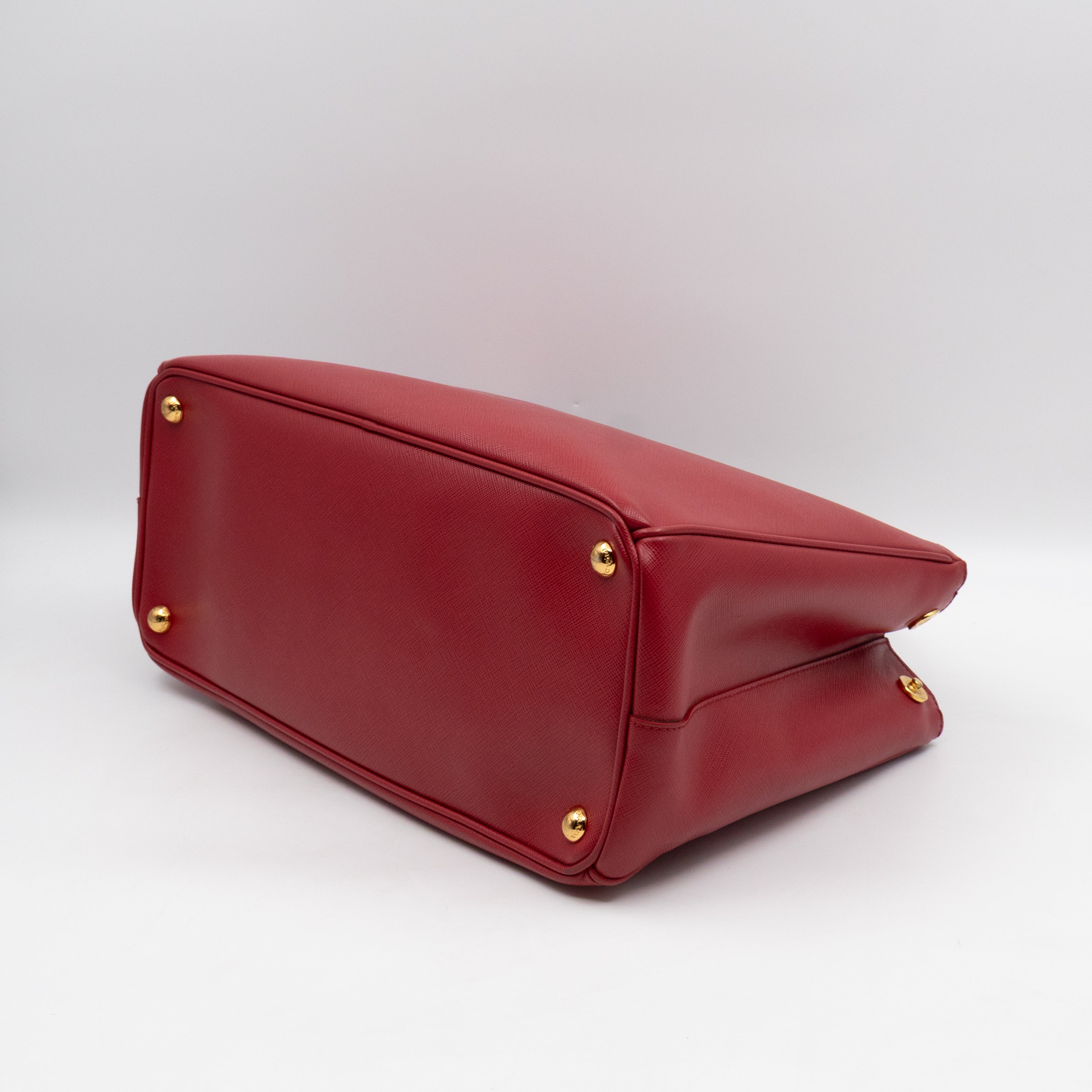 Galleria Large Double Zip Red Saffiano Leather