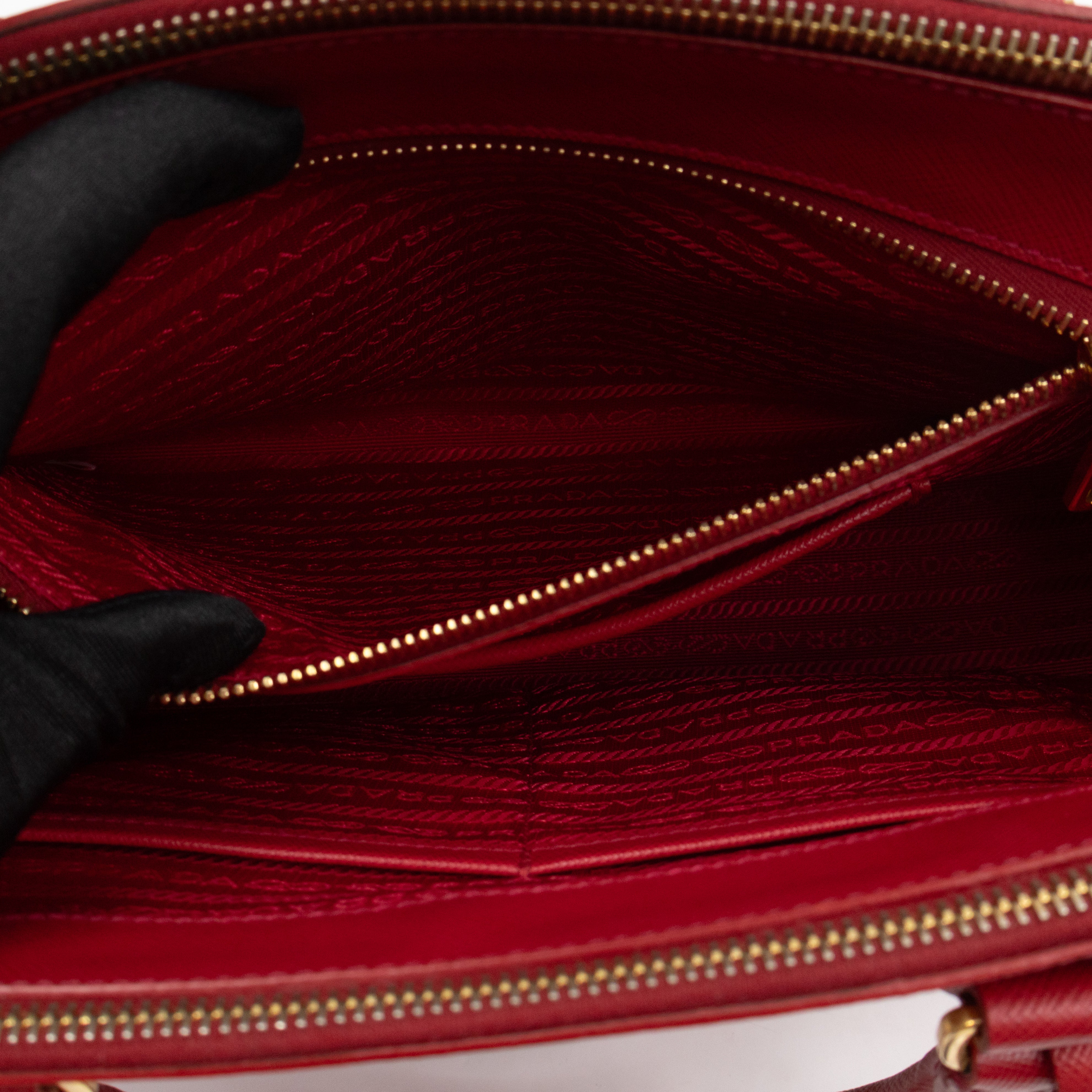Galleria Large Double Zip Red Saffiano Leather