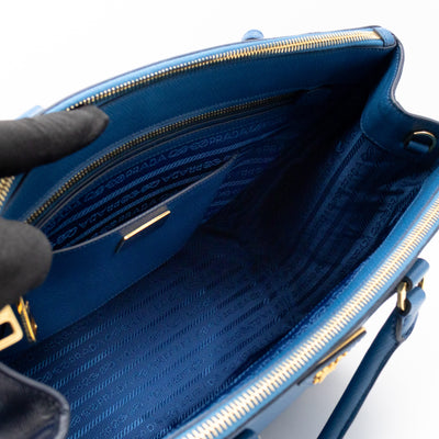 Galleria Medium Double Zip Blue Two Tone Saffiano Leather