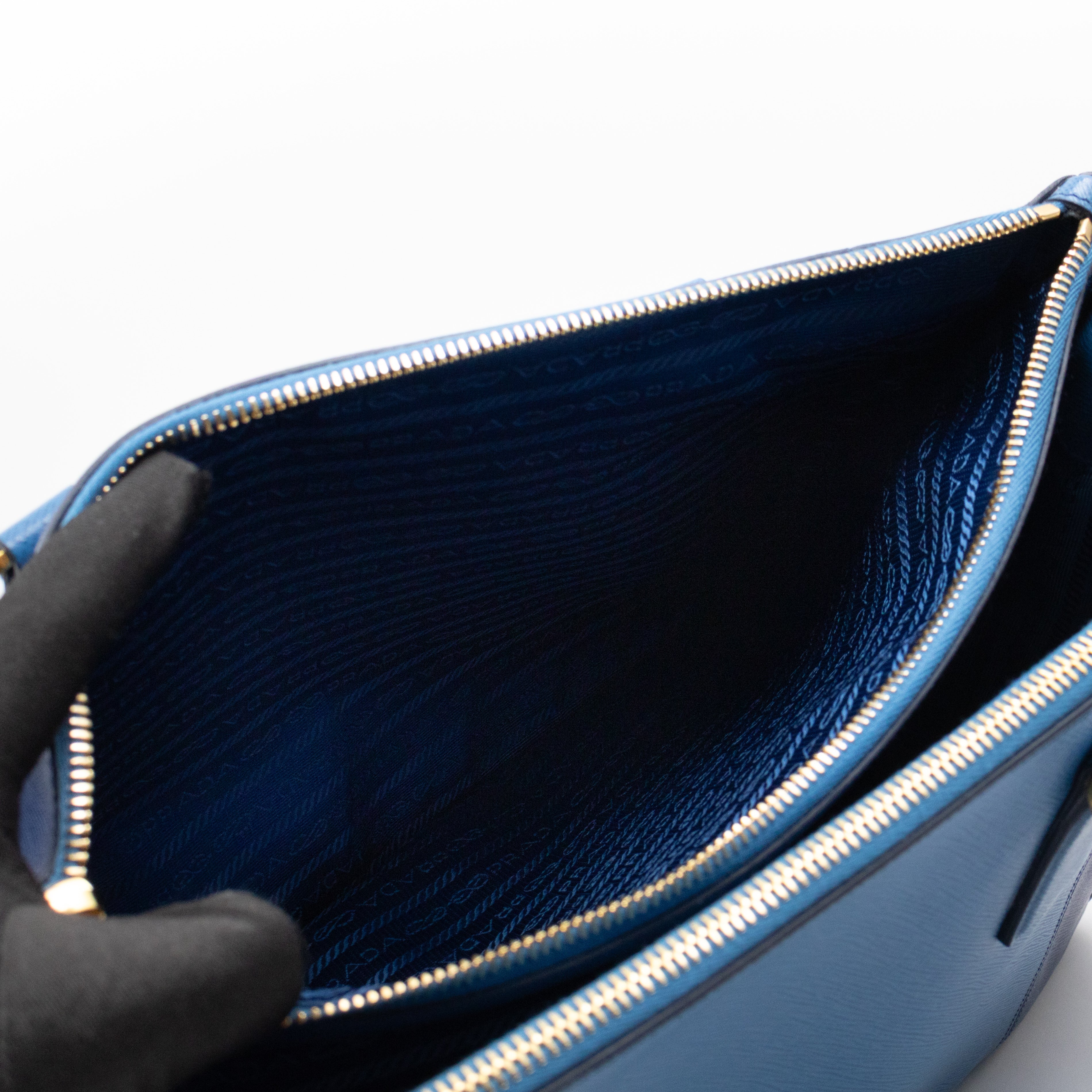 Galleria Medium Double Zip Blue Two Tone Saffiano Leather