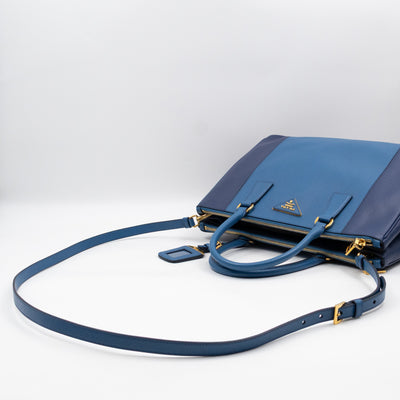Galleria Medium Double Zip Blue Two Tone Saffiano Leather
