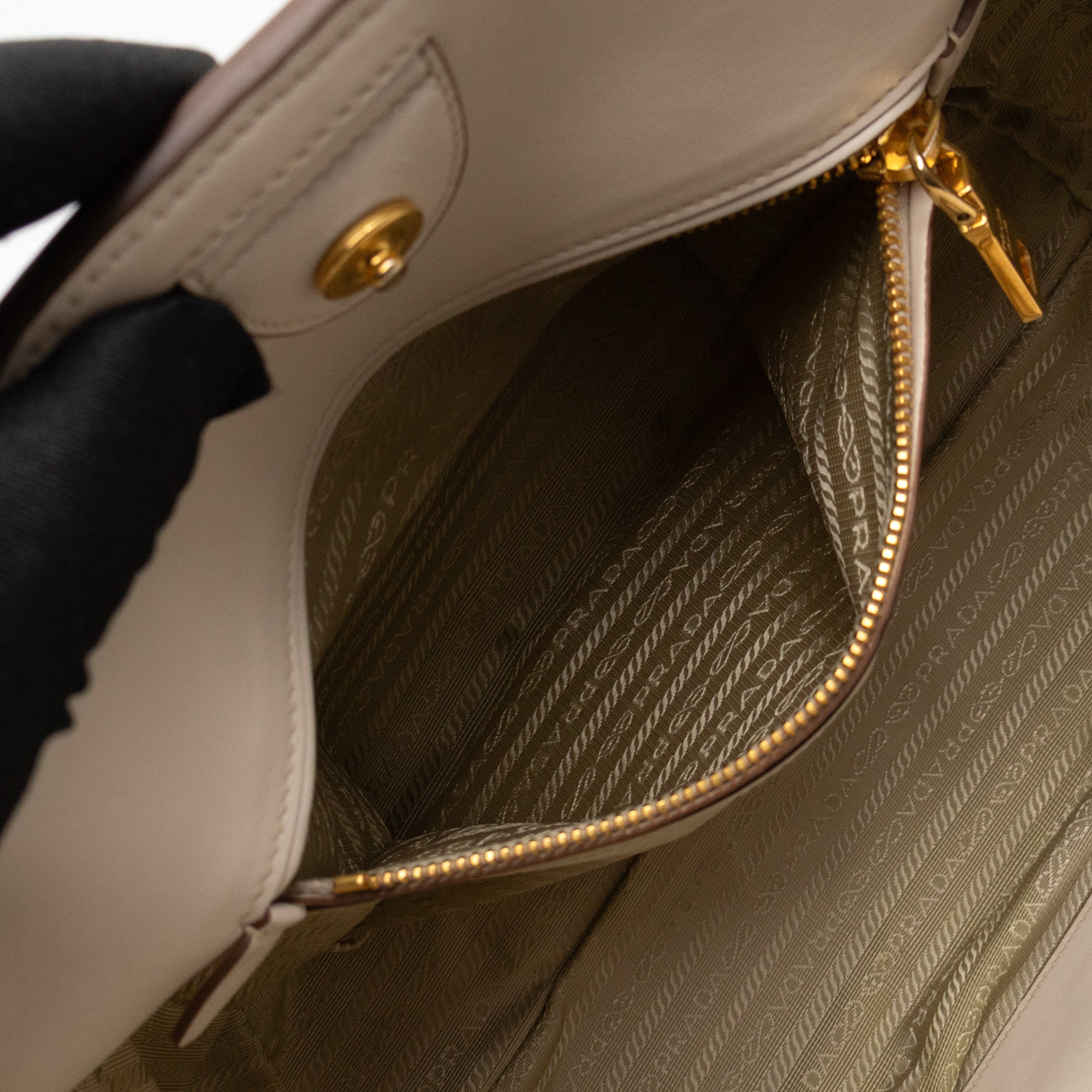Shoulder Tote Bag White Vitello Daino Leather