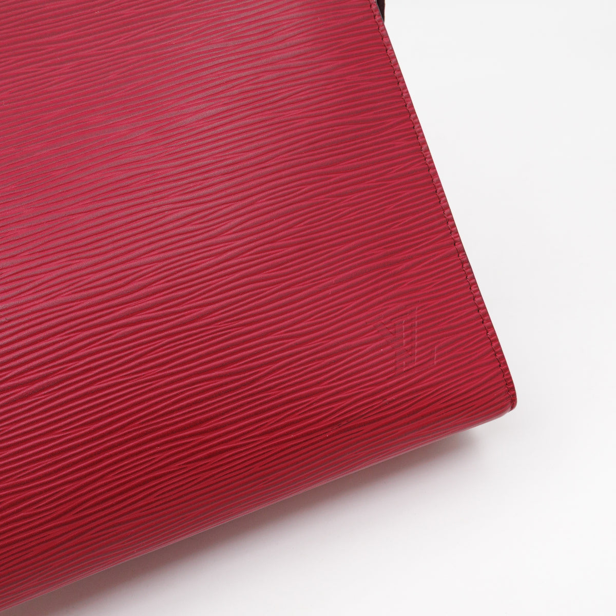 Toiletry Pouch 26 Epi Leather Fuchsia