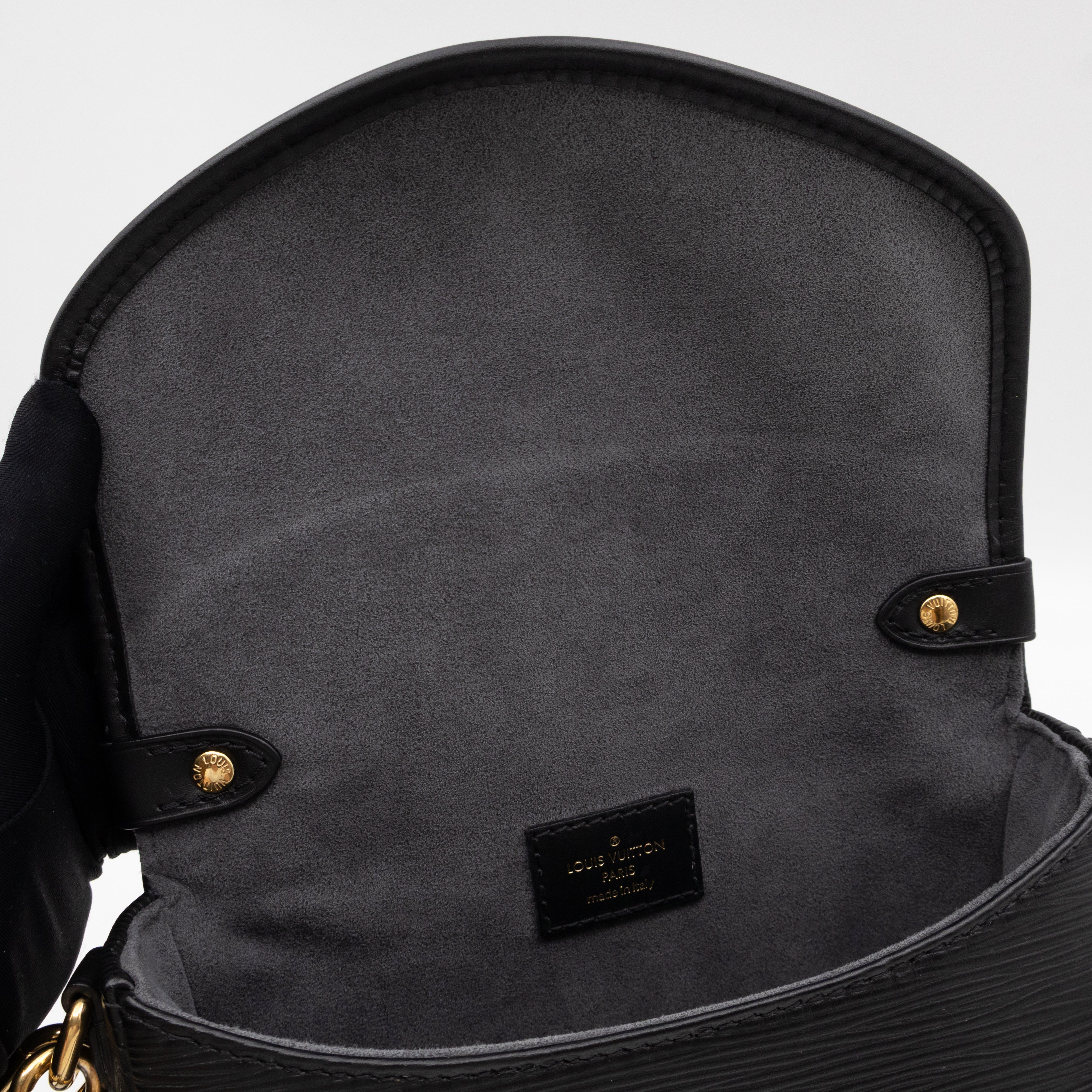 Saumur BB Black Epi Leather