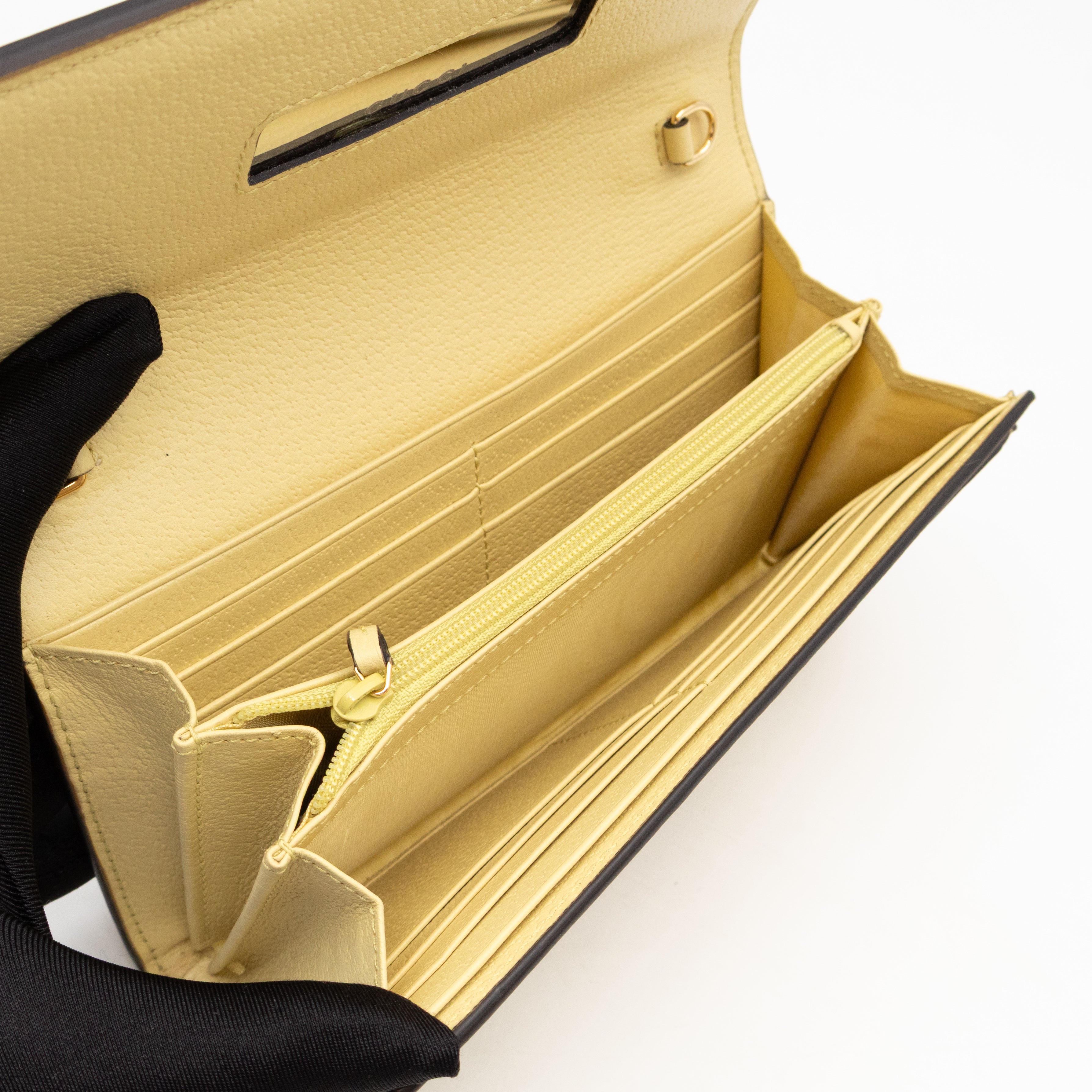 Ophidia Continental Wallet on Chain Yellow