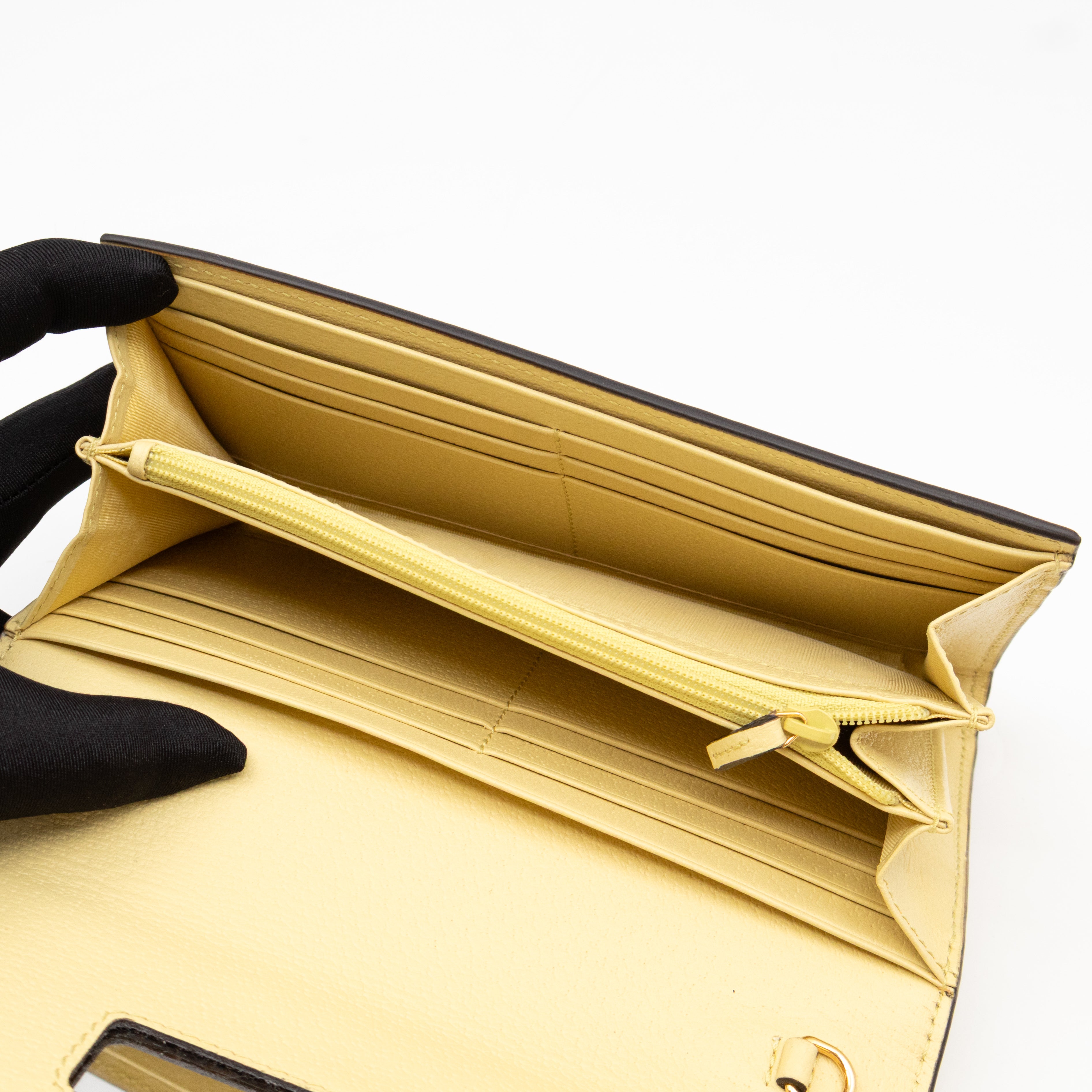 Ophidia Continental Wallet on Chain Yellow