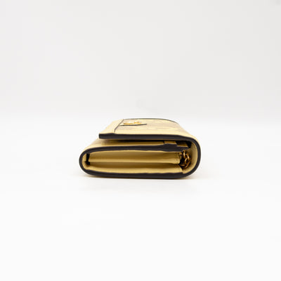 Ophidia Continental Wallet on Chain Yellow