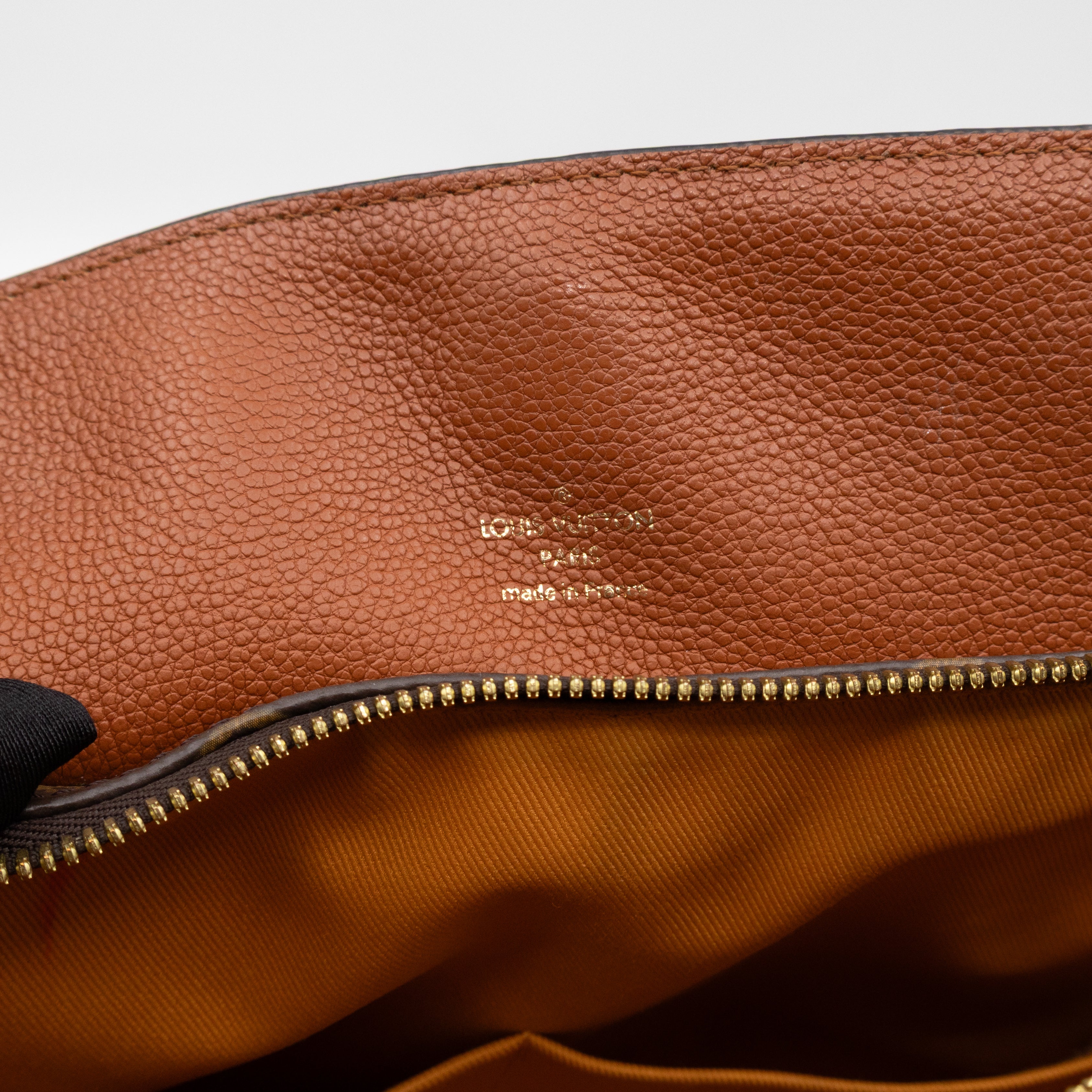 Manhattan NM Monogram Caramel