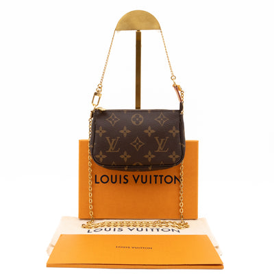 Mini Pochette Accessoires On Chain Monogram