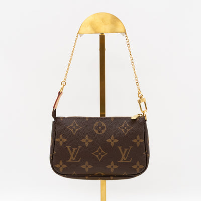 Mini Pochette Accessoires On Chain Monogram