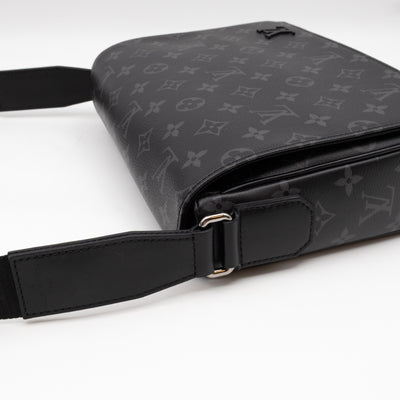 District PM Messenger Bag Monogram Eclipse