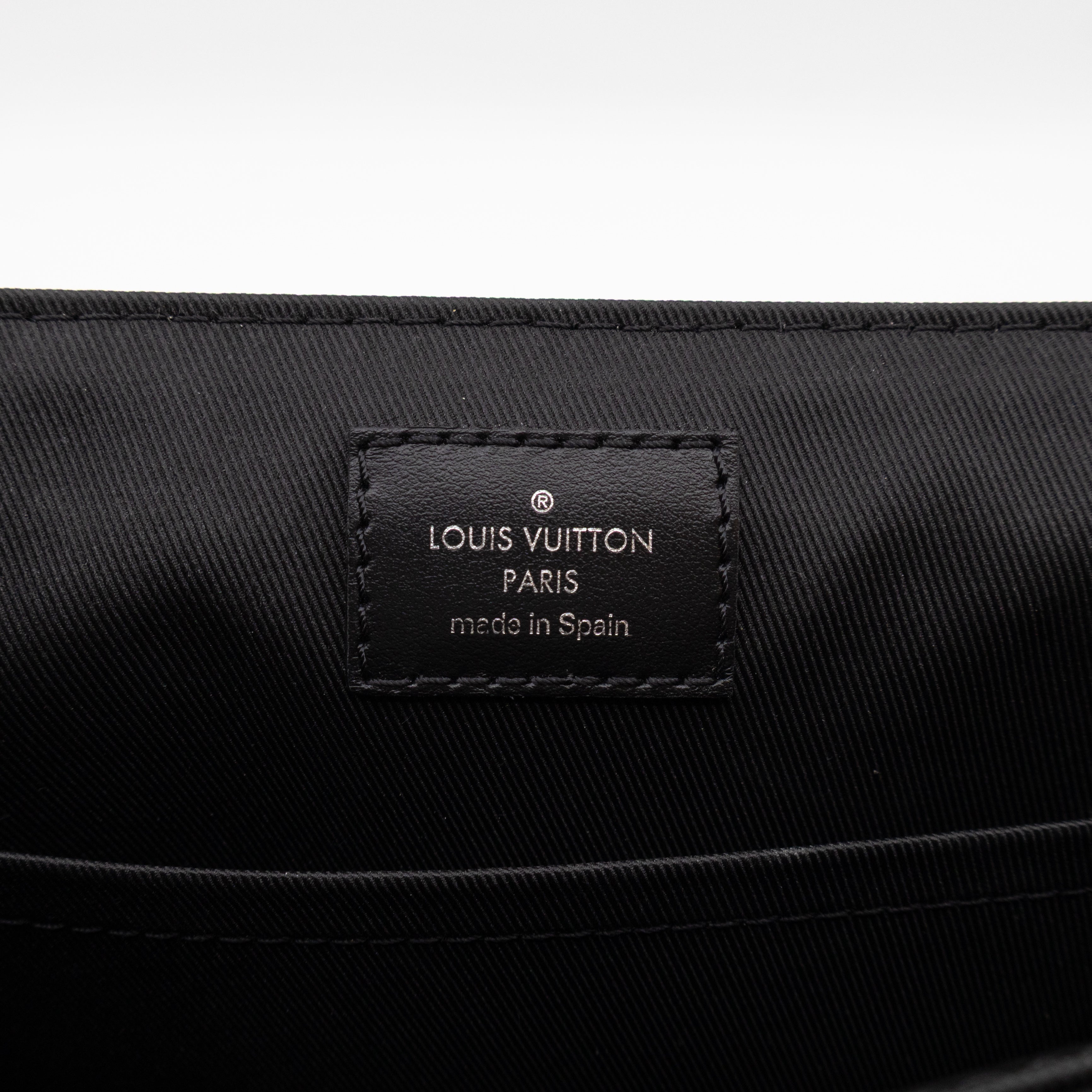 District PM Messenger Bag Monogram Eclipse
