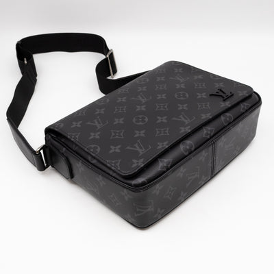 District PM Messenger Bag Monogram Eclipse