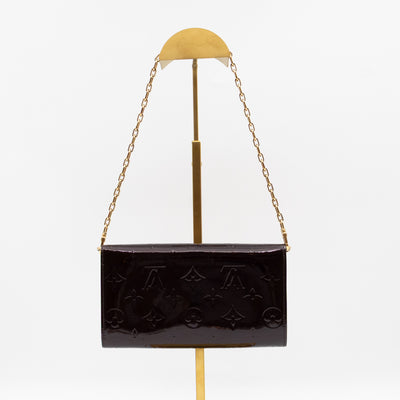 Sarah Chain Wallet Amarante Vernis
