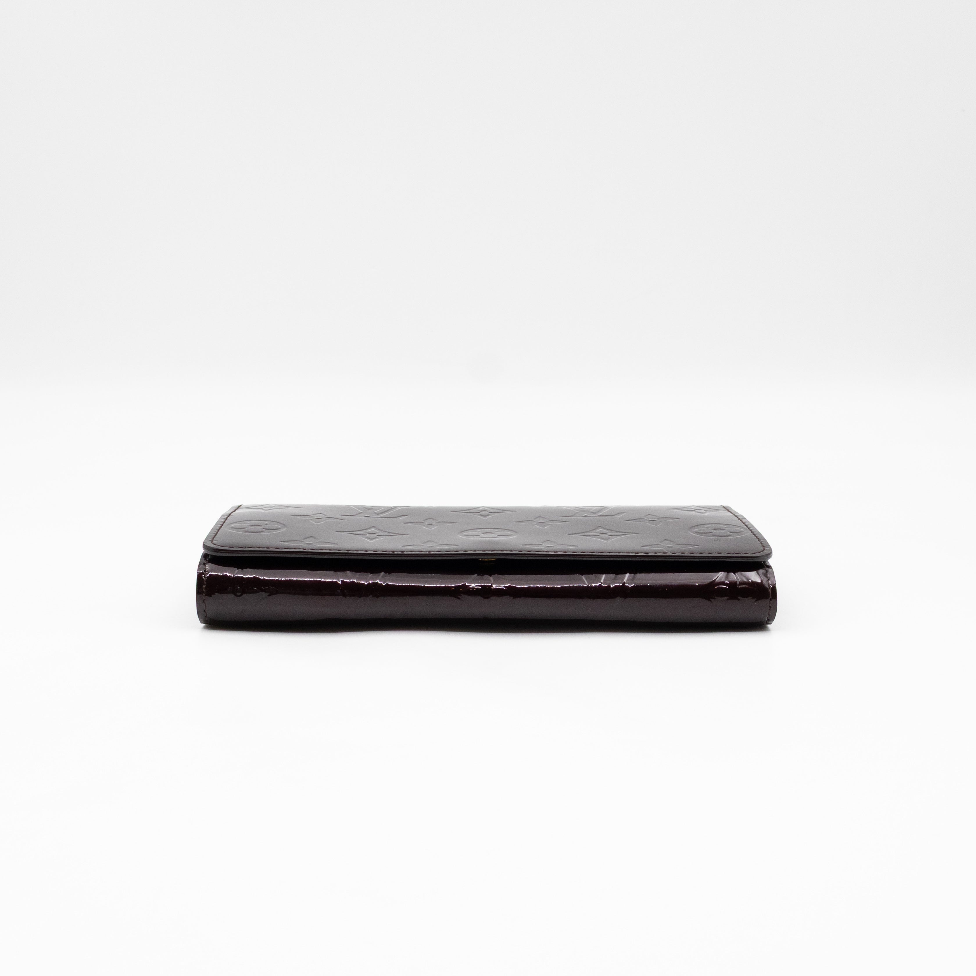 Sarah Chain Wallet Amarante Vernis