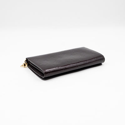 Sarah Chain Wallet Amarante Vernis