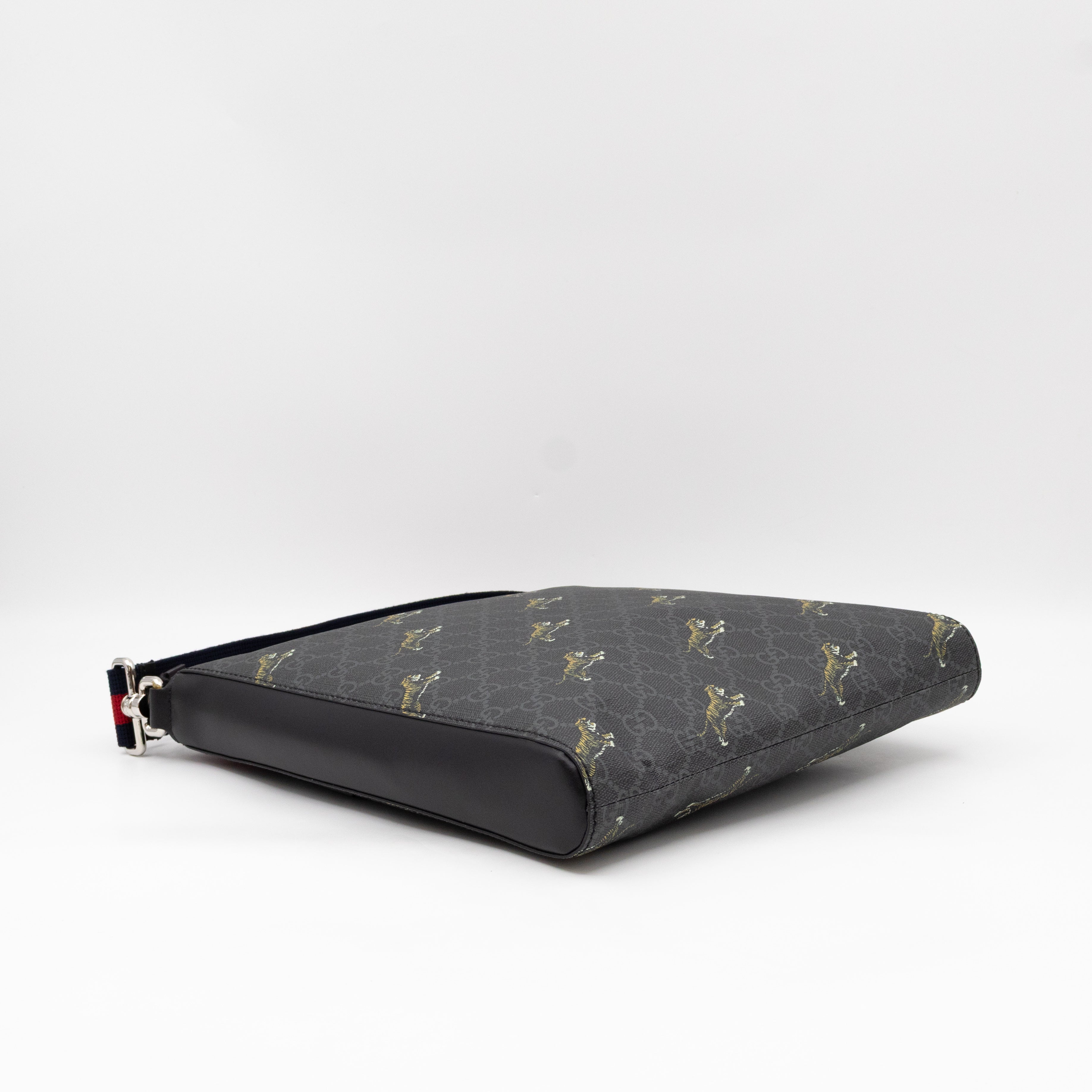 Messenger Bag GG Supreme Tigers Black