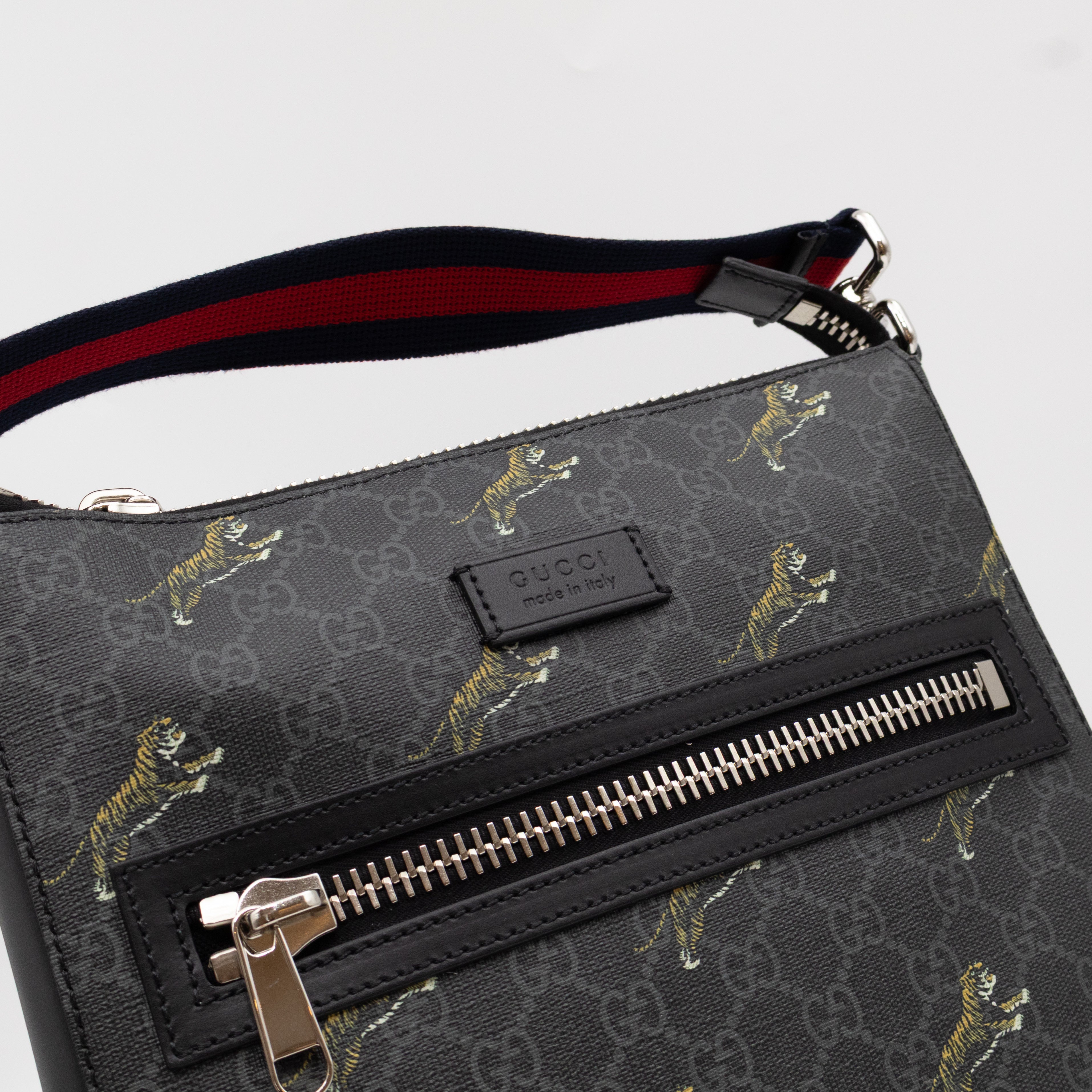 Messenger Bag GG Supreme Tigers Black