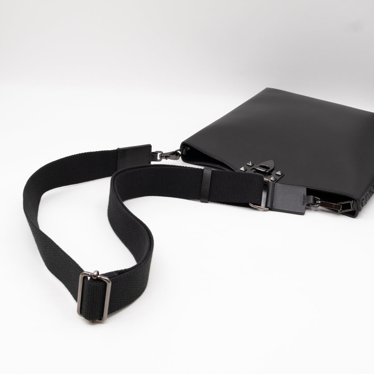 Rockstud Crossbody Bag Black Leather
