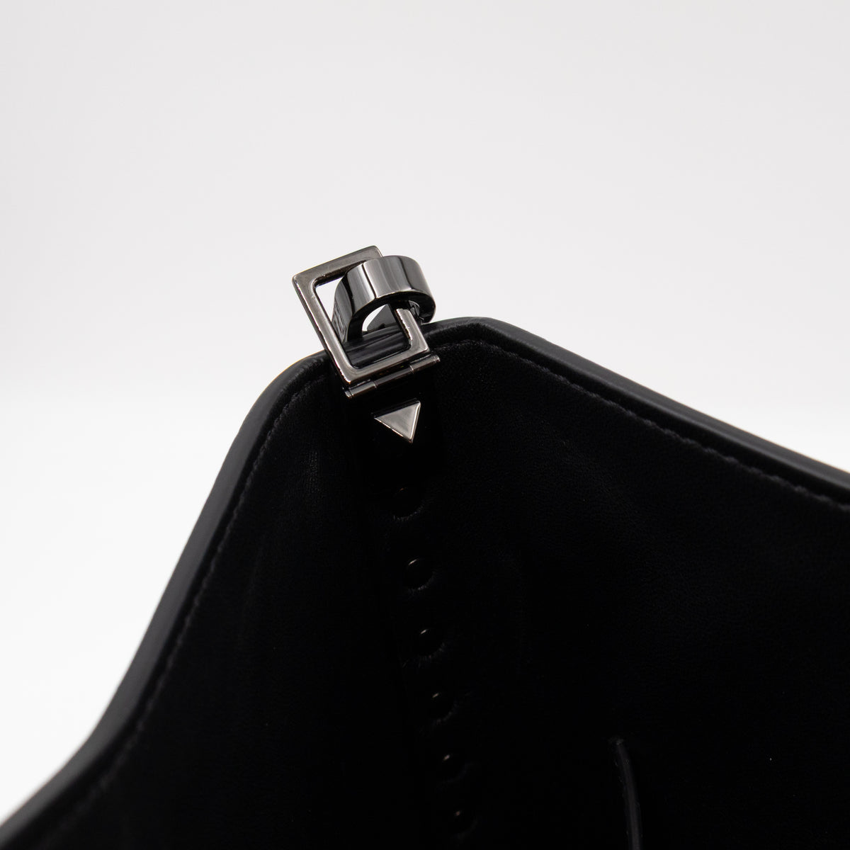 Rockstud Crossbody Bag Black Leather