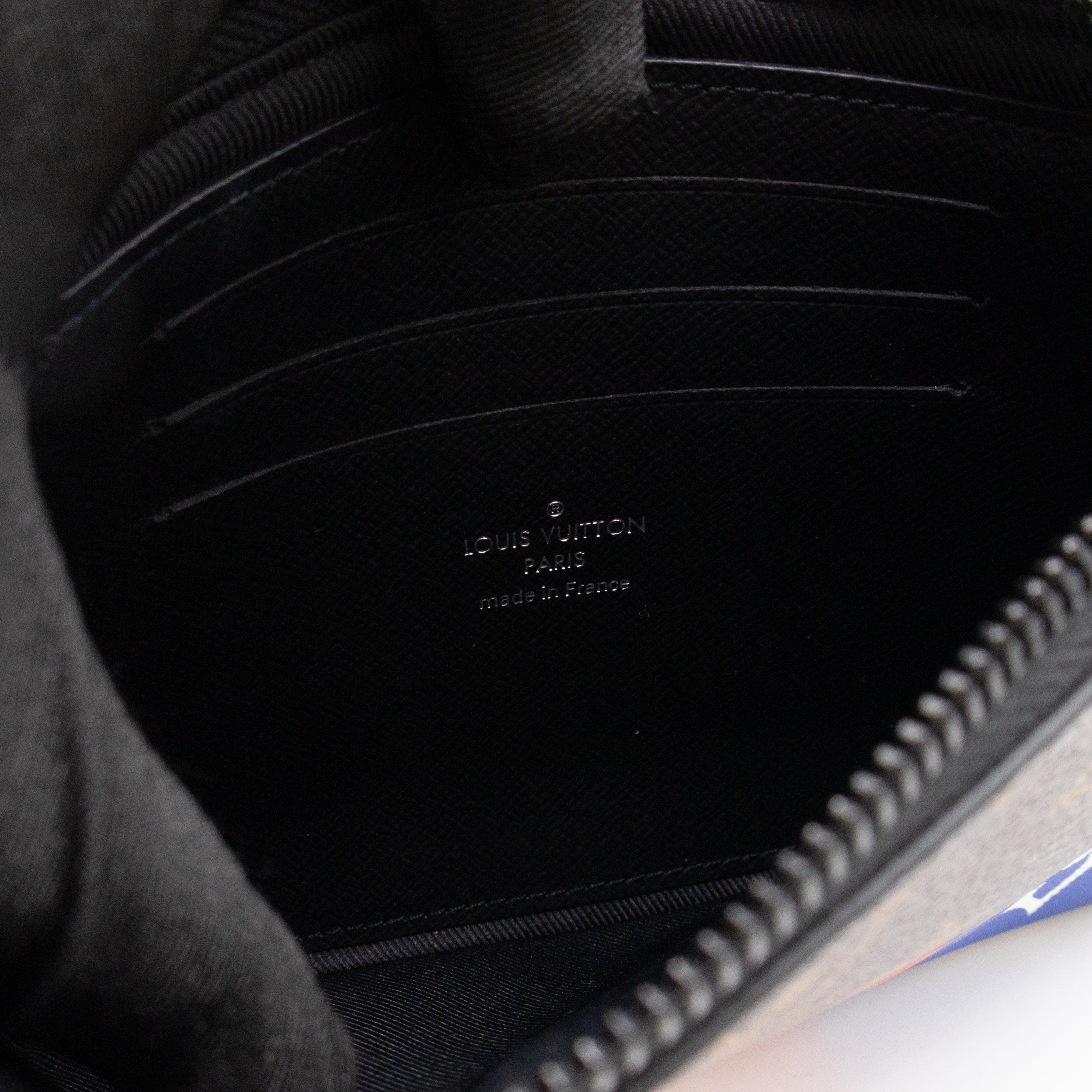 Zipped Pouch MM Monogram Logo Story