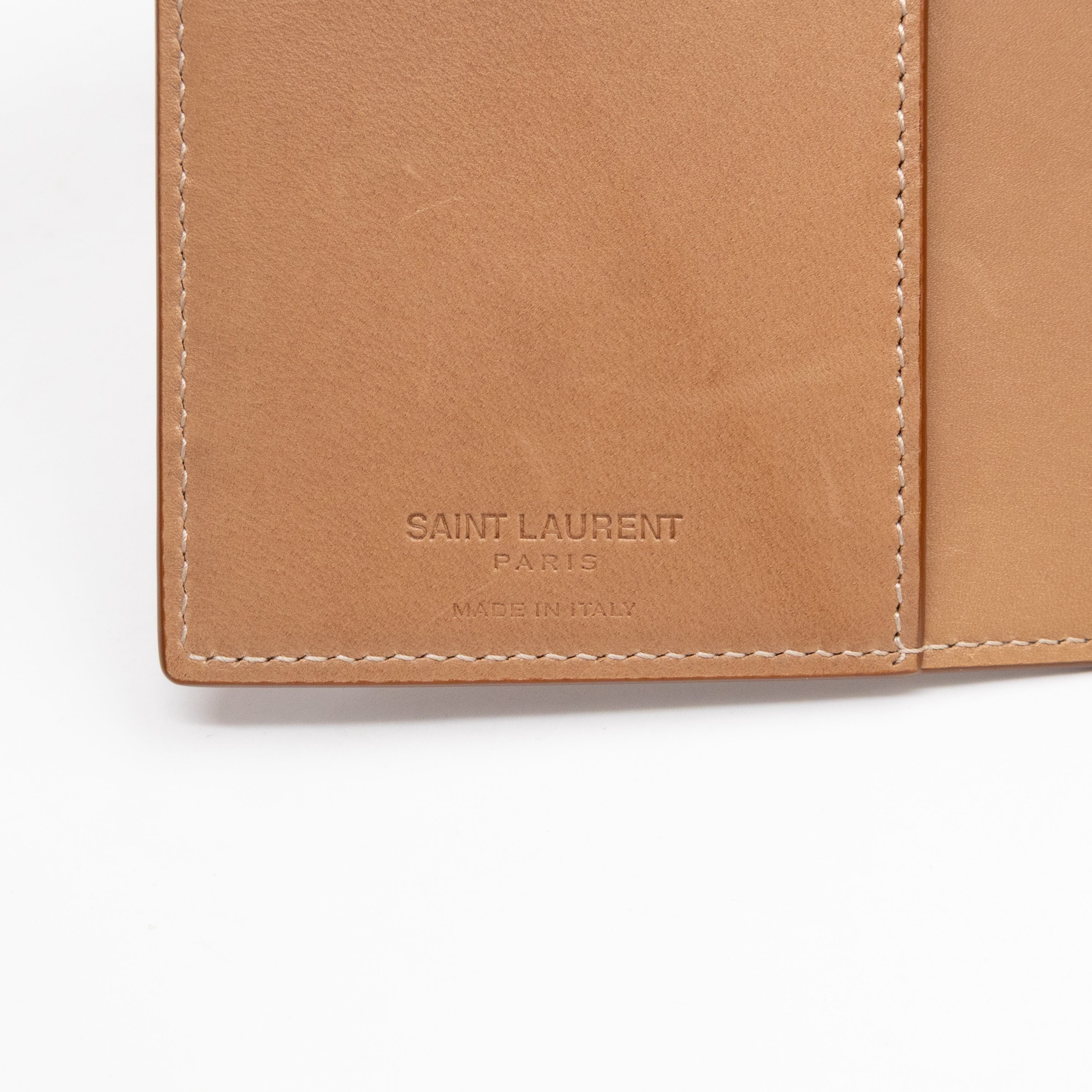 Logo Passport Cover Beige Leather